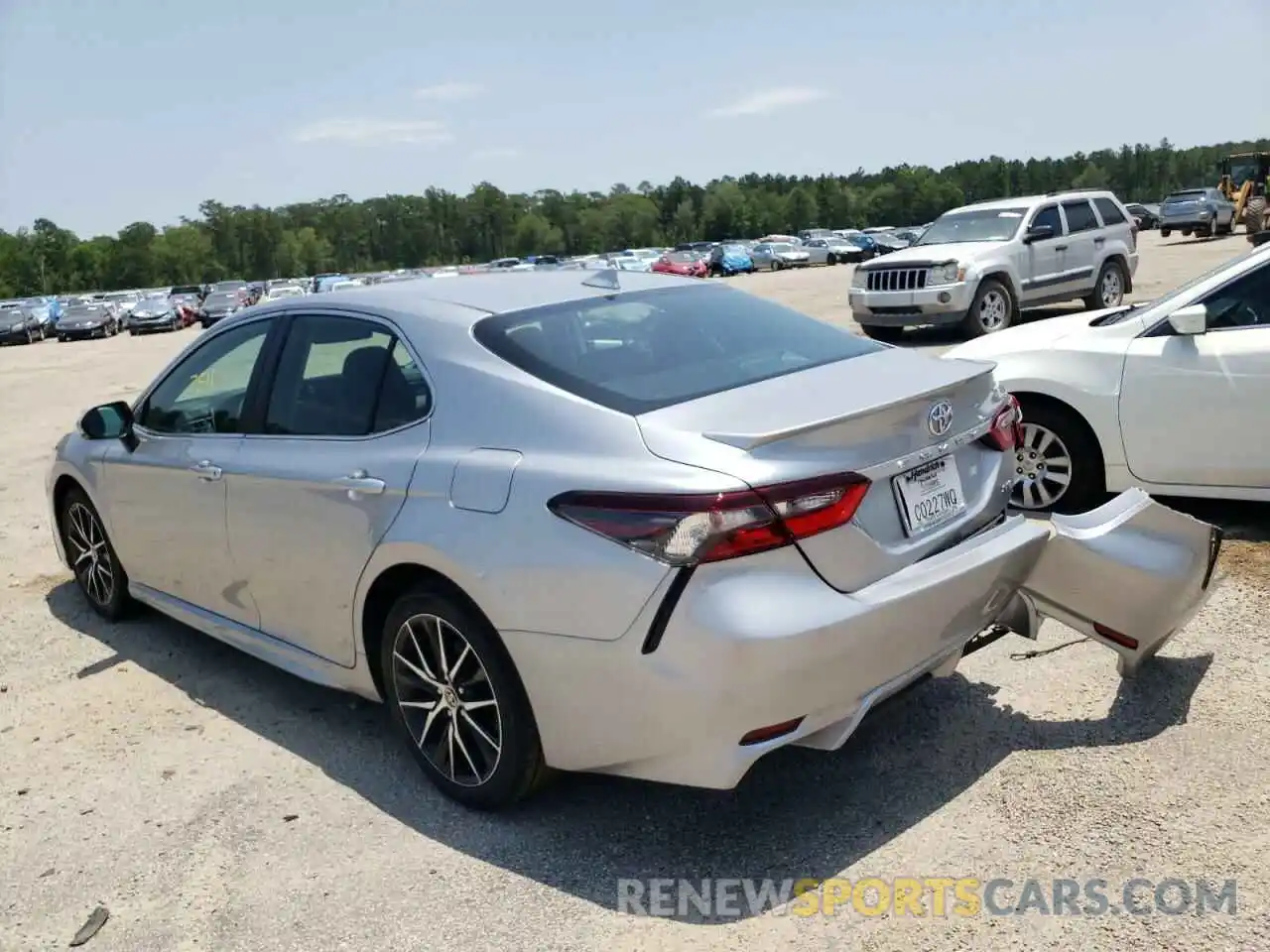 3 Photograph of a damaged car 4T1G11AK6NU648620 TOYOTA CAMRY 2022