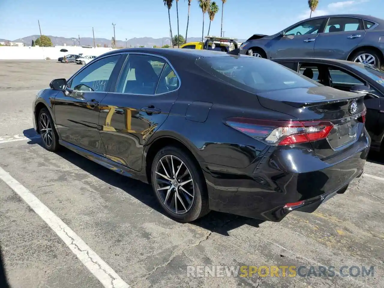 2 Photograph of a damaged car 4T1G11AK6NU667717 TOYOTA CAMRY 2022