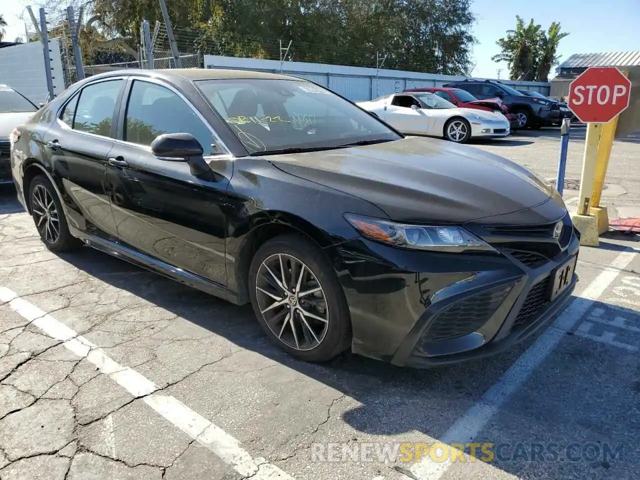 4 Photograph of a damaged car 4T1G11AK6NU667717 TOYOTA CAMRY 2022