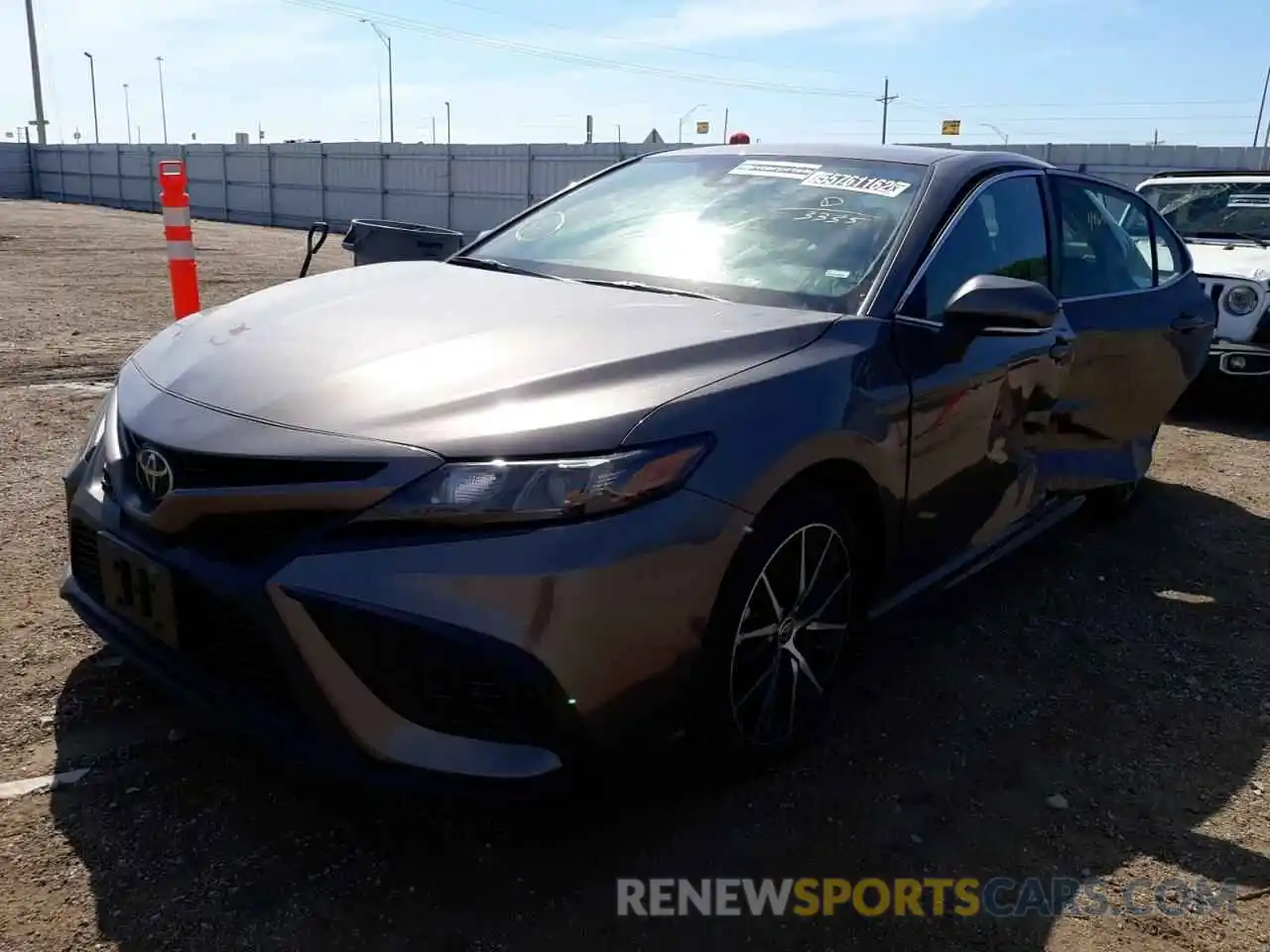 2 Photograph of a damaged car 4T1G11AK6NU683335 TOYOTA CAMRY 2022