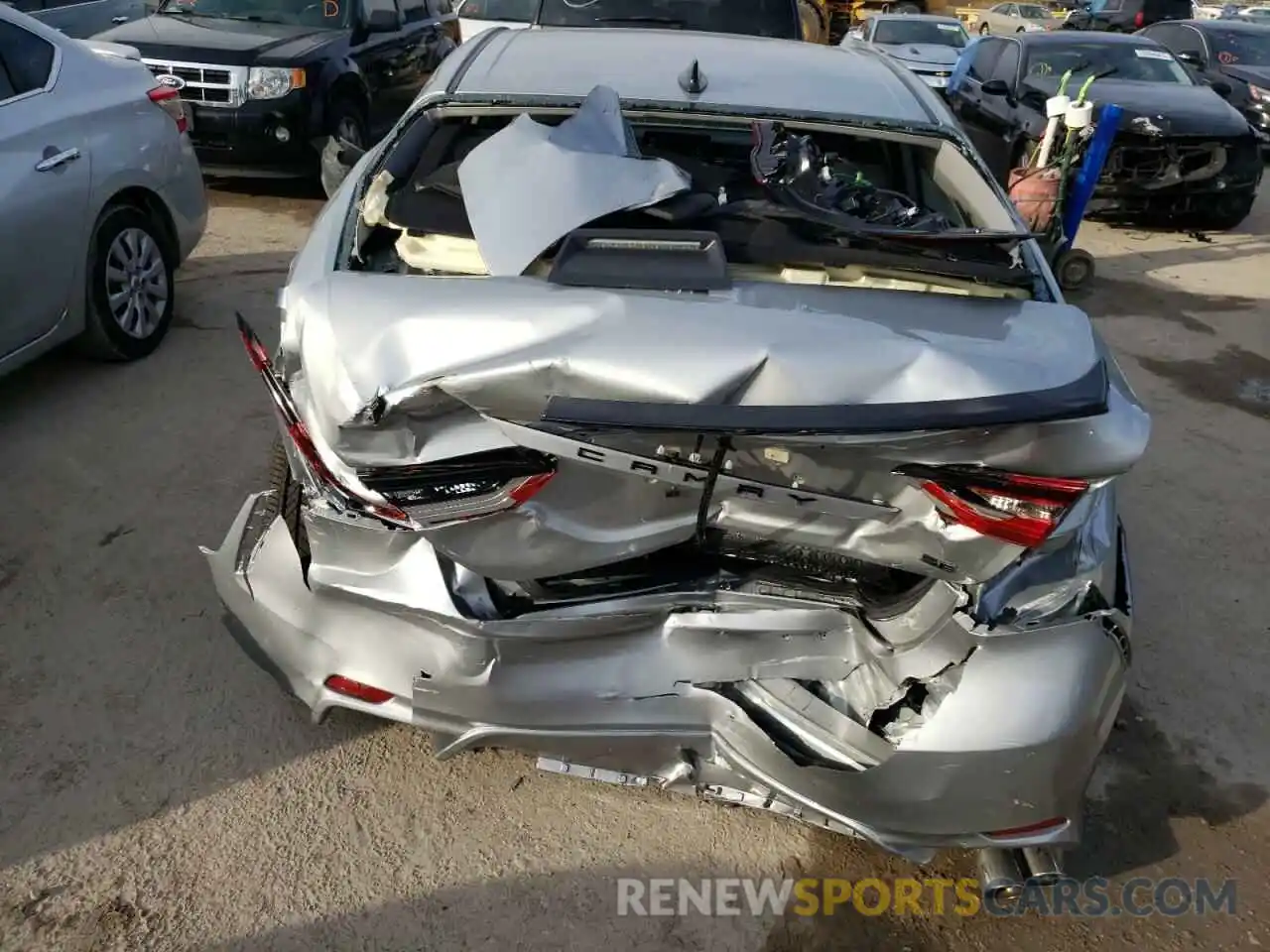 9 Photograph of a damaged car 4T1G11AK7NU001823 TOYOTA CAMRY 2022