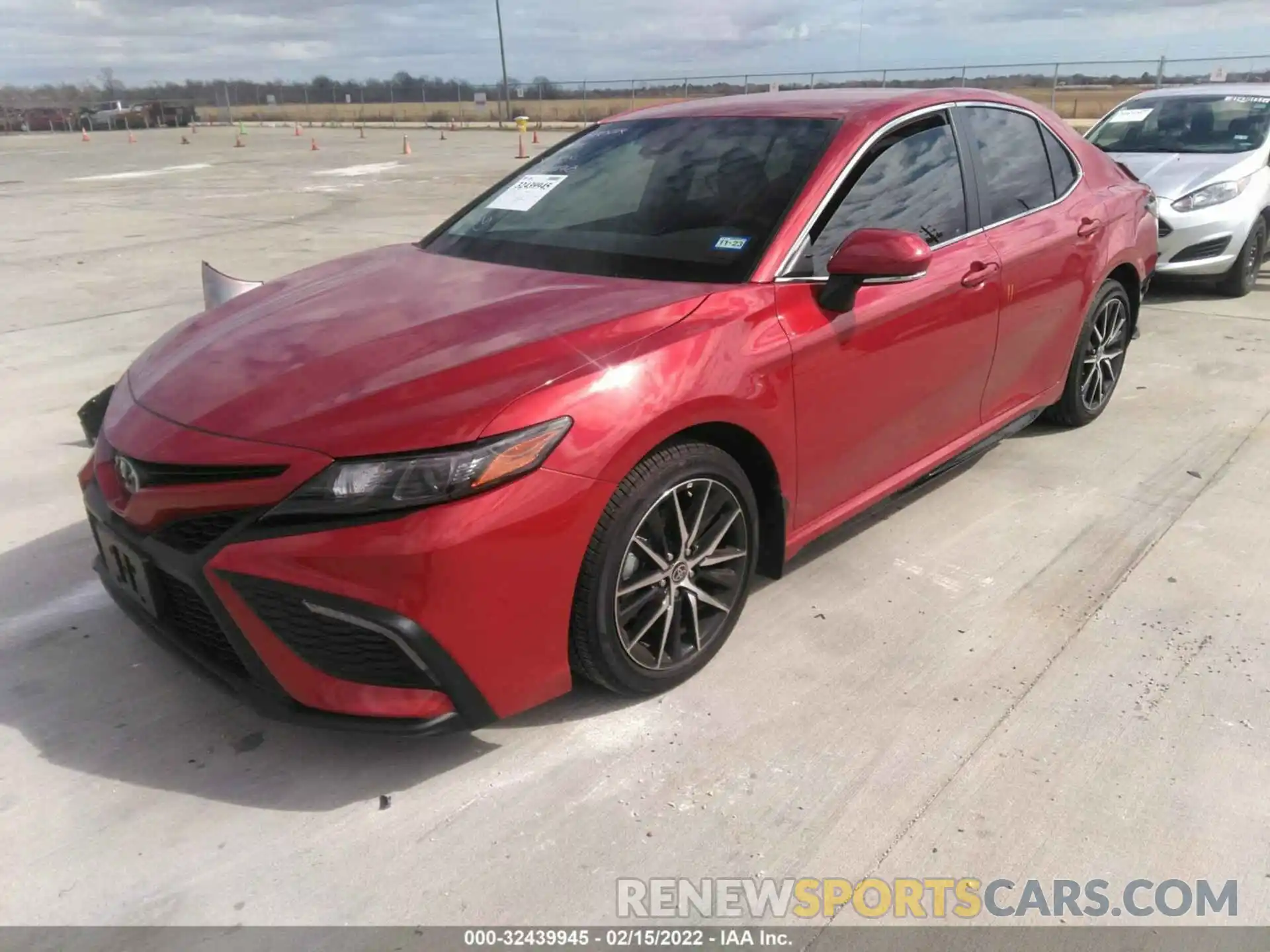 2 Photograph of a damaged car 4T1G11AK7NU012496 TOYOTA CAMRY 2022