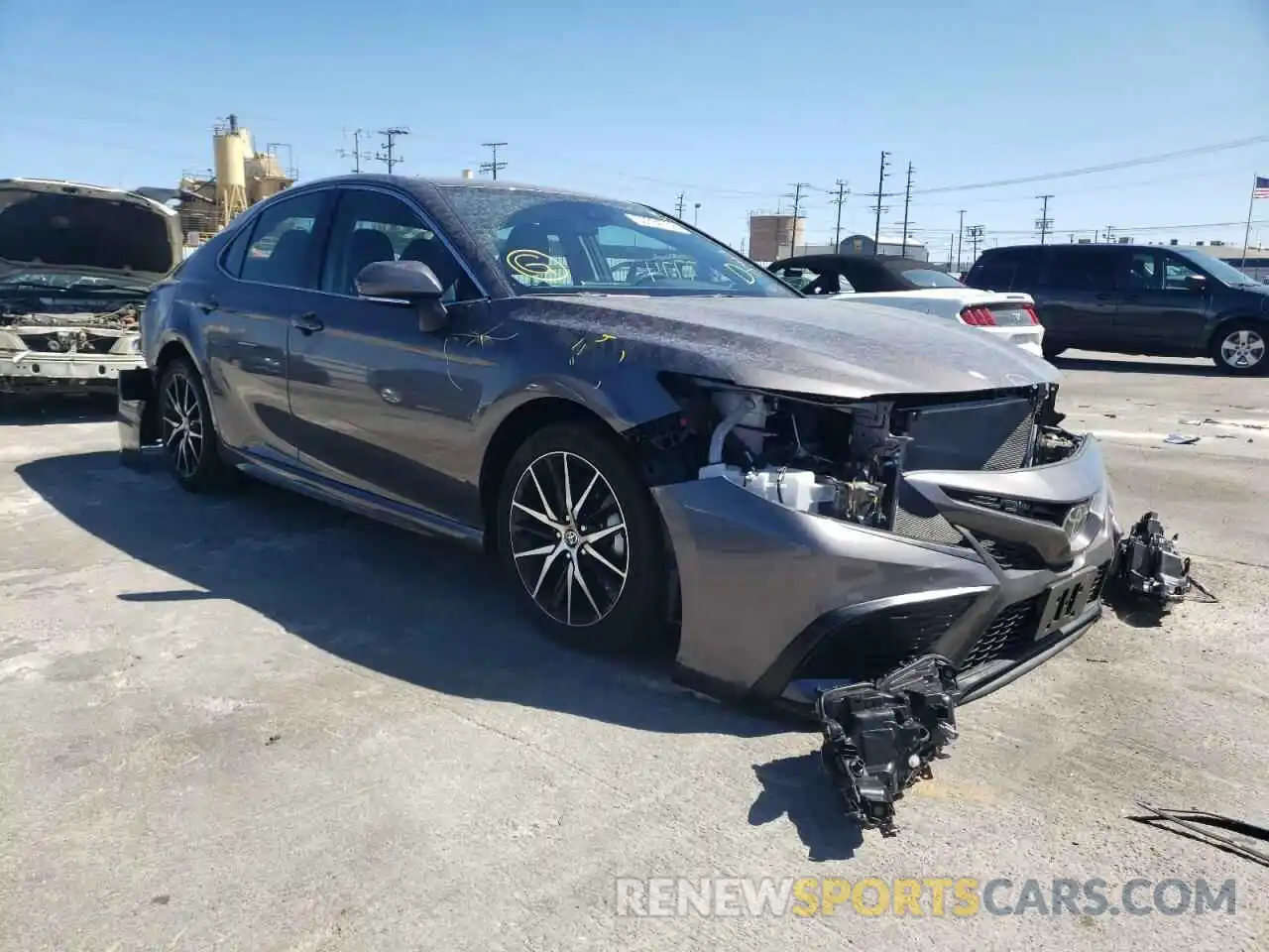 1 Photograph of a damaged car 4T1G11AK7NU019612 TOYOTA CAMRY 2022