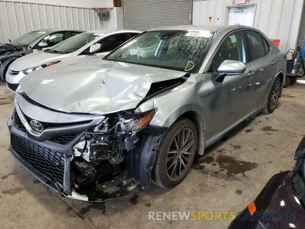 2 Photograph of a damaged car 4T1G11AK7NU633138 TOYOTA CAMRY 2022