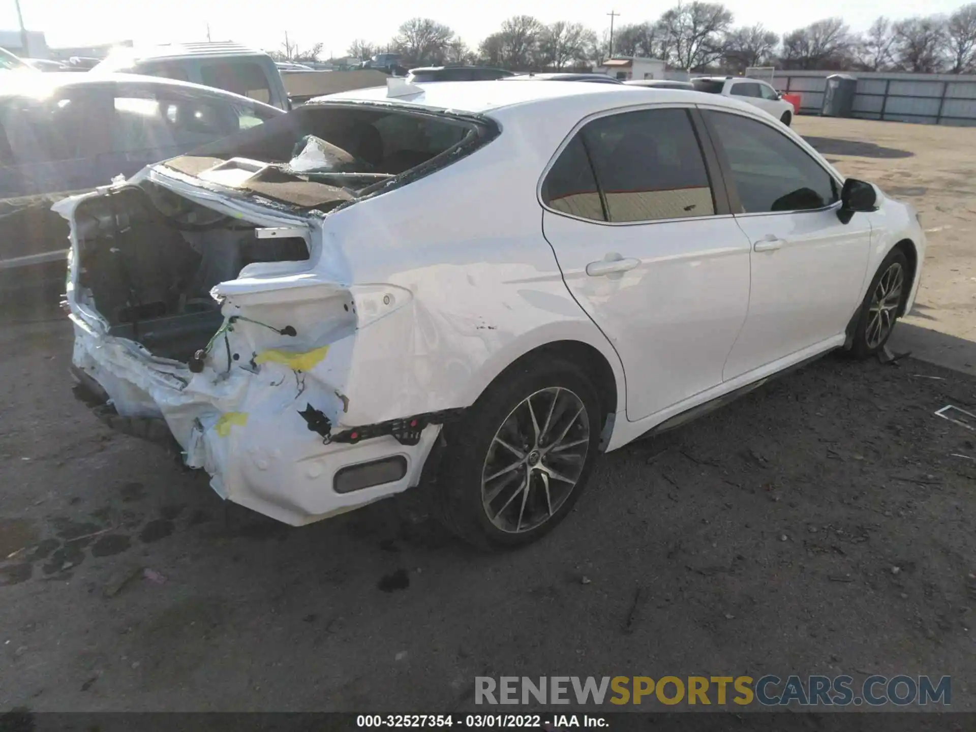 4 Photograph of a damaged car 4T1G11AK7NU639859 TOYOTA CAMRY 2022