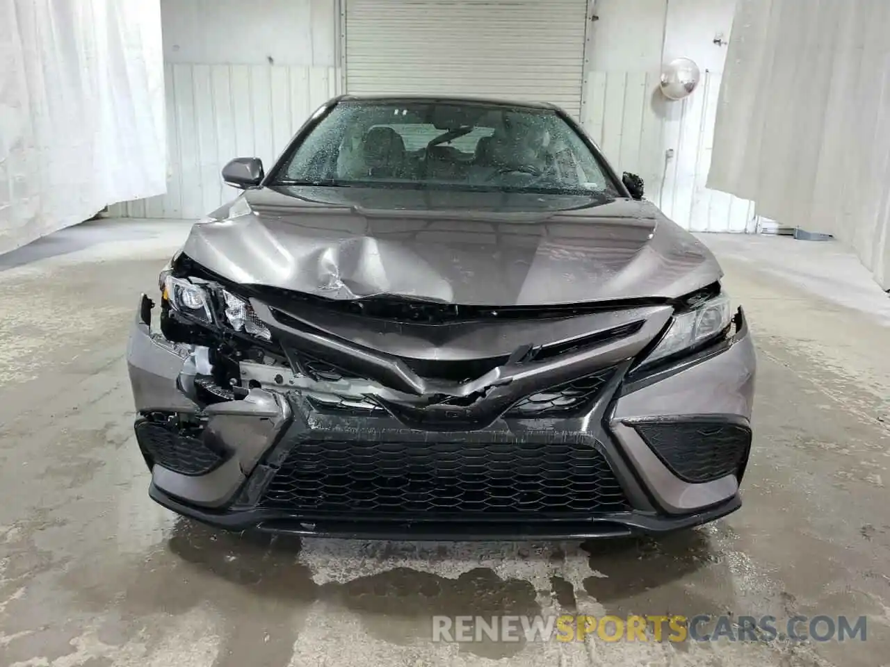 5 Photograph of a damaged car 4T1G11AK7NU643376 TOYOTA CAMRY 2022