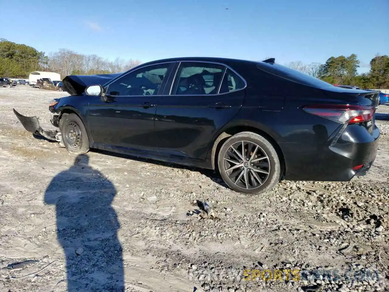 2 Photograph of a damaged car 4T1G11AK7NU691086 TOYOTA CAMRY 2022