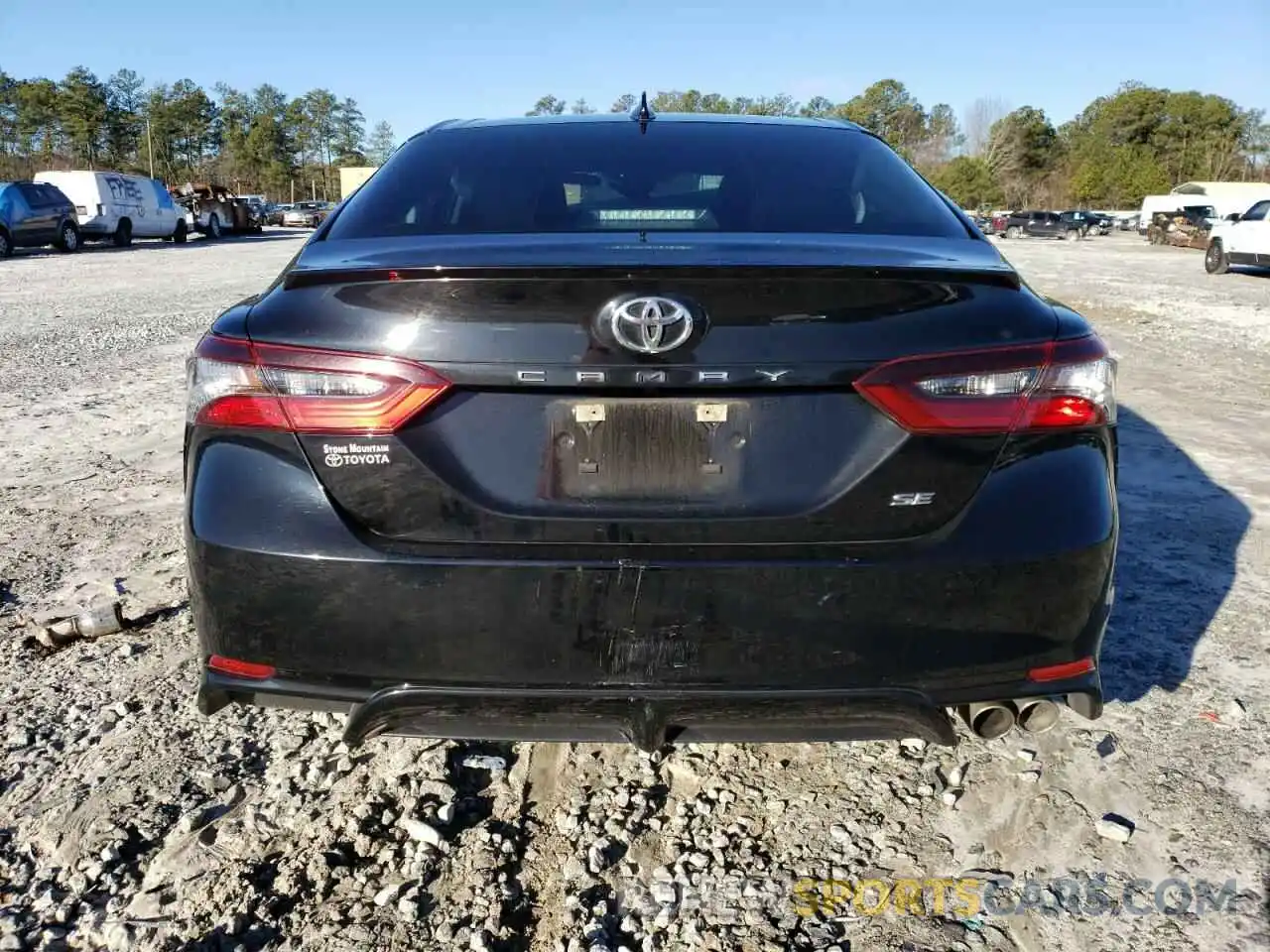 6 Photograph of a damaged car 4T1G11AK7NU691086 TOYOTA CAMRY 2022