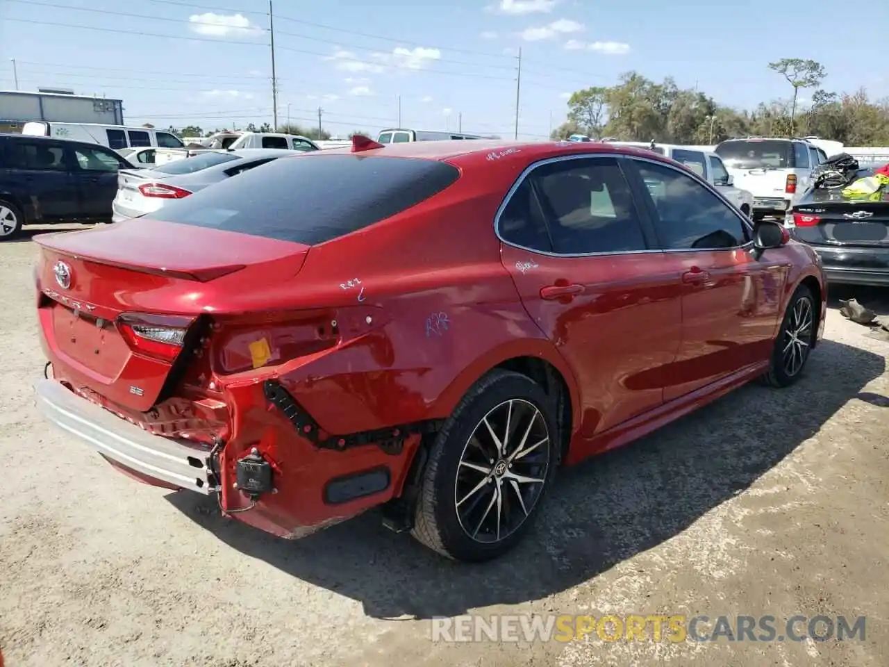 4 Photograph of a damaged car 4T1G11AK8NU002169 TOYOTA CAMRY 2022