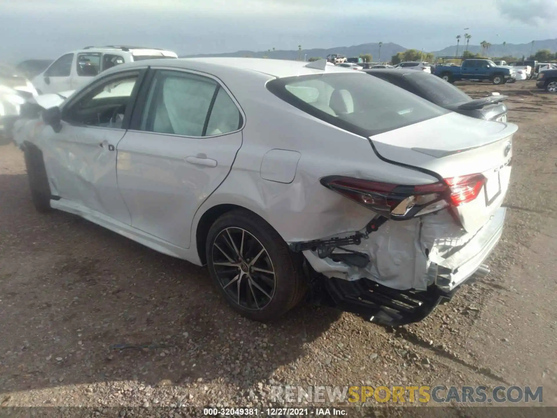 3 Photograph of a damaged car 4T1G11AK8NU005296 TOYOTA CAMRY 2022