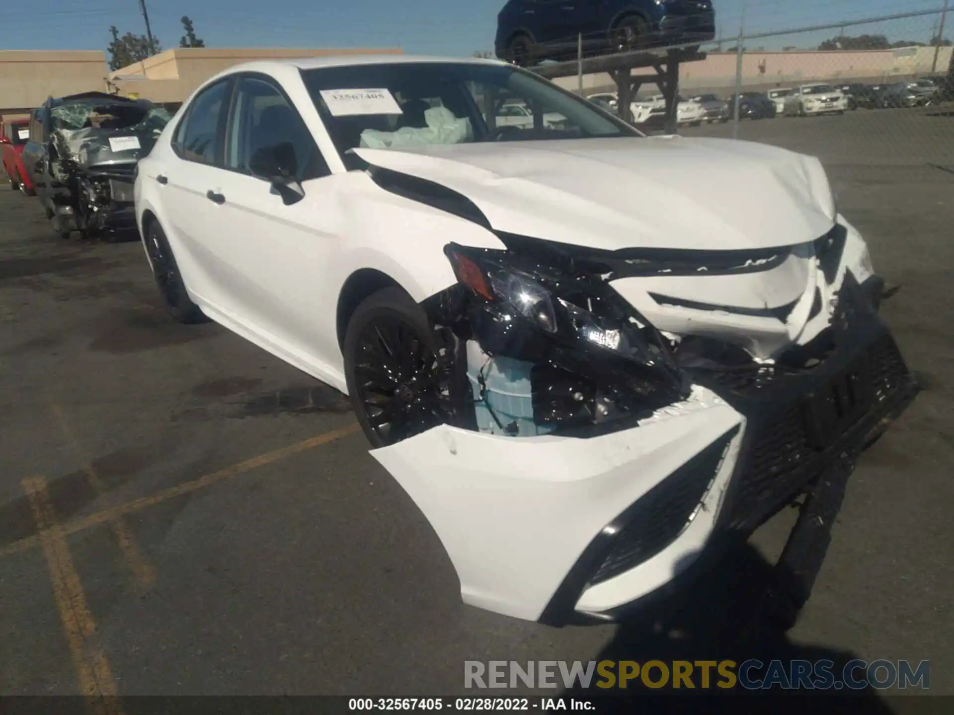 1 Photograph of a damaged car 4T1G11AK8NU016539 TOYOTA CAMRY 2022