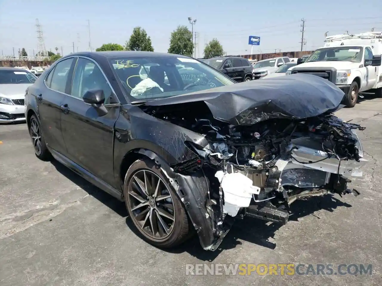 1 Photograph of a damaged car 4T1G11AK8NU042378 TOYOTA CAMRY 2022