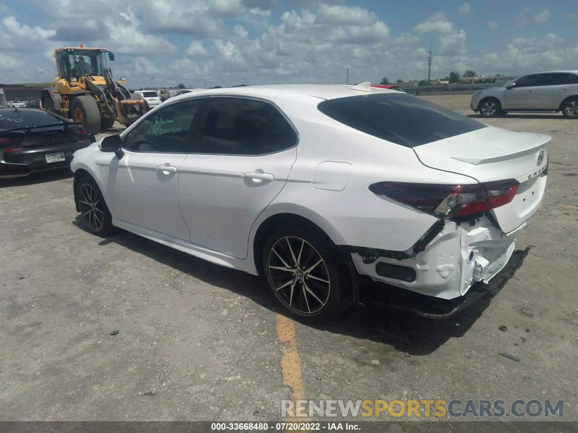 3 Photograph of a damaged car 4T1G11AK8NU053395 TOYOTA CAMRY 2022