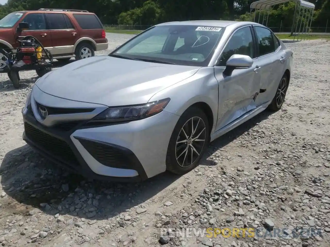 2 Photograph of a damaged car 4T1G11AK8NU631916 TOYOTA CAMRY 2022