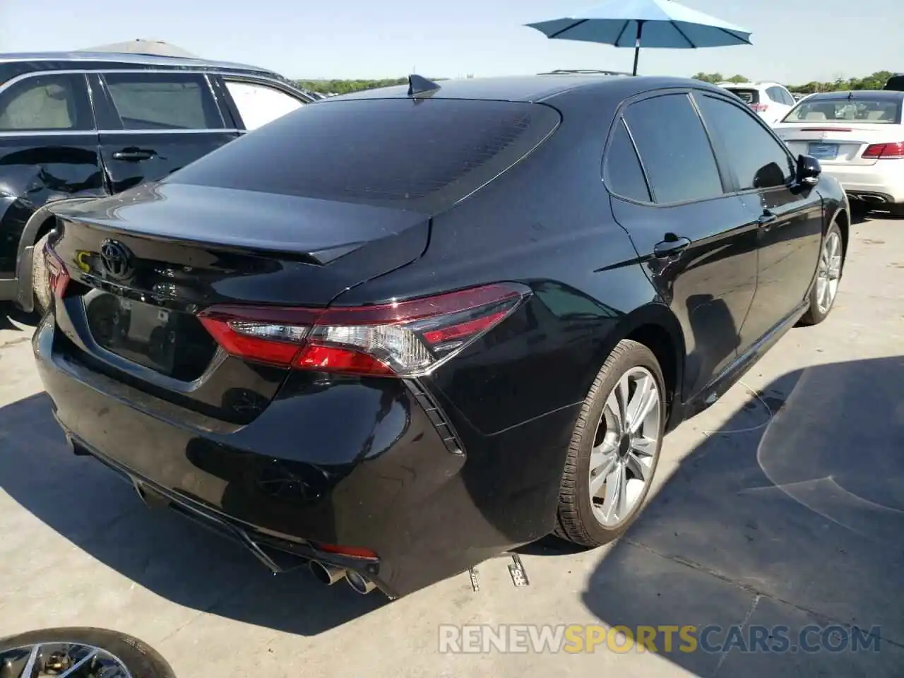 4 Photograph of a damaged car 4T1G11AK8NU638221 TOYOTA CAMRY 2022