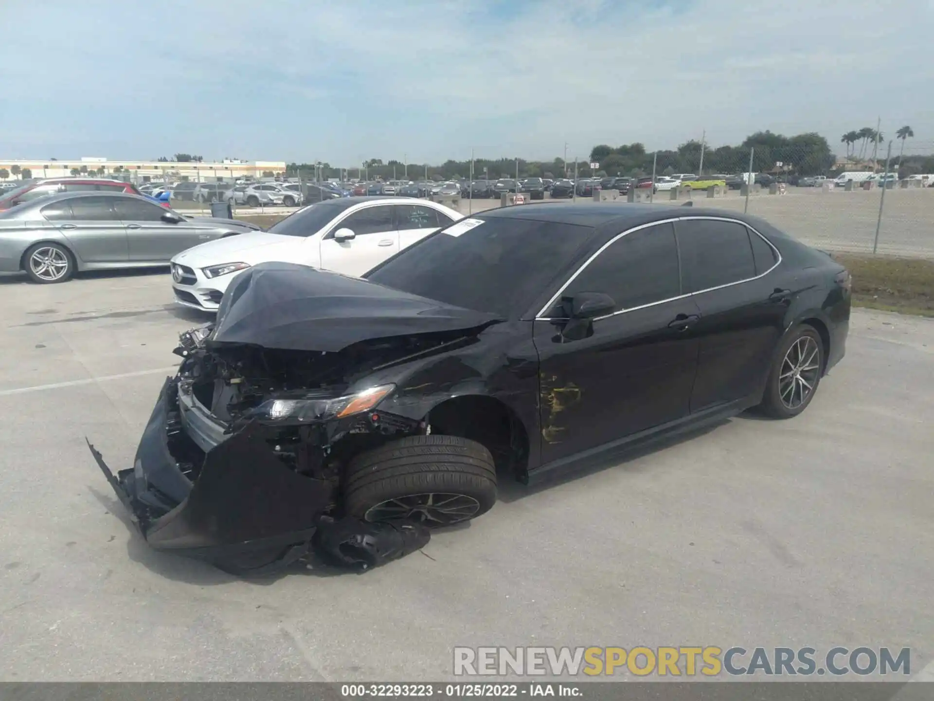 2 Photograph of a damaged car 4T1G11AK8NU646707 TOYOTA CAMRY 2022