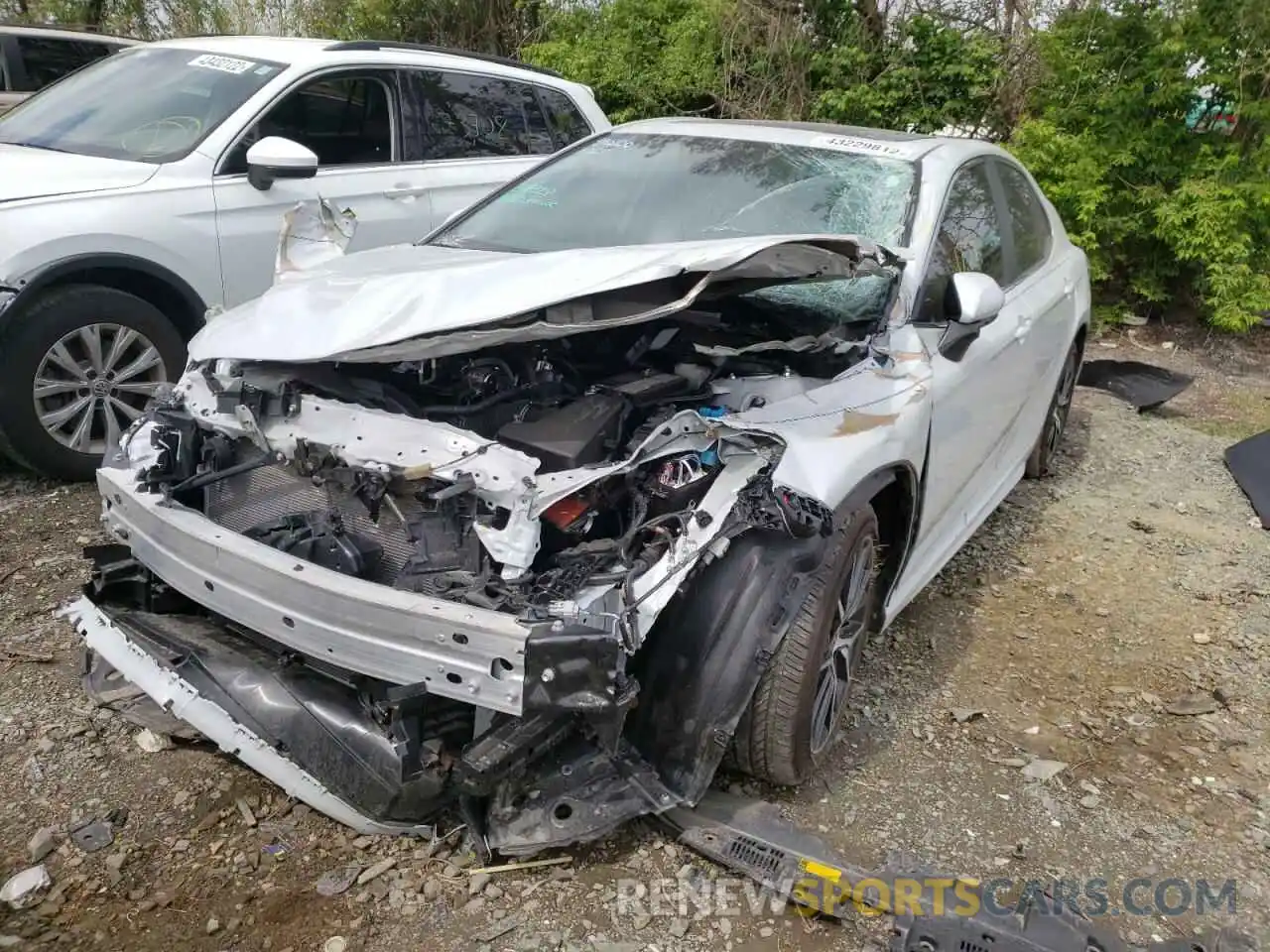 2 Photograph of a damaged car 4T1G11AK9NU001404 TOYOTA CAMRY 2022