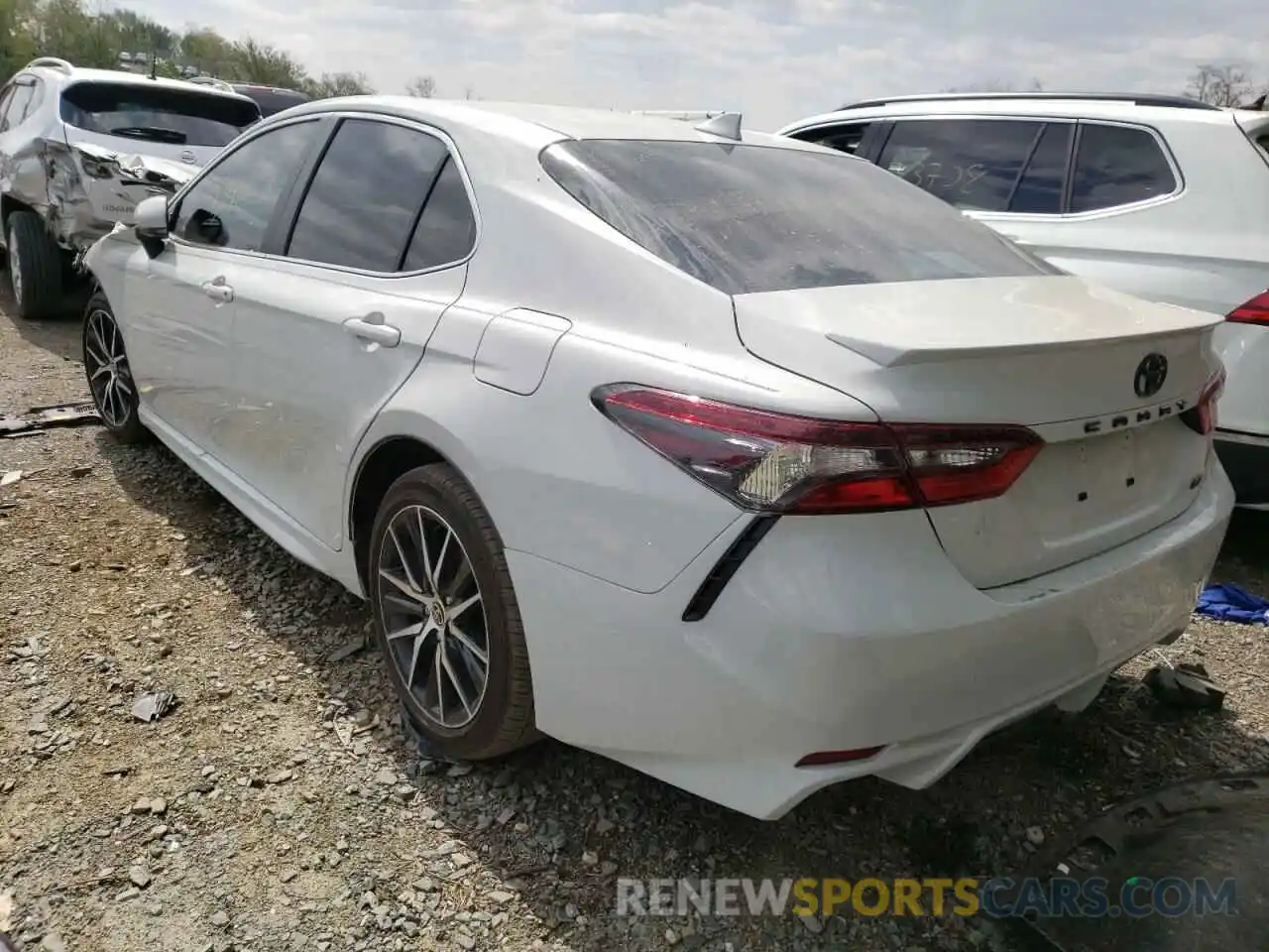 3 Photograph of a damaged car 4T1G11AK9NU001404 TOYOTA CAMRY 2022