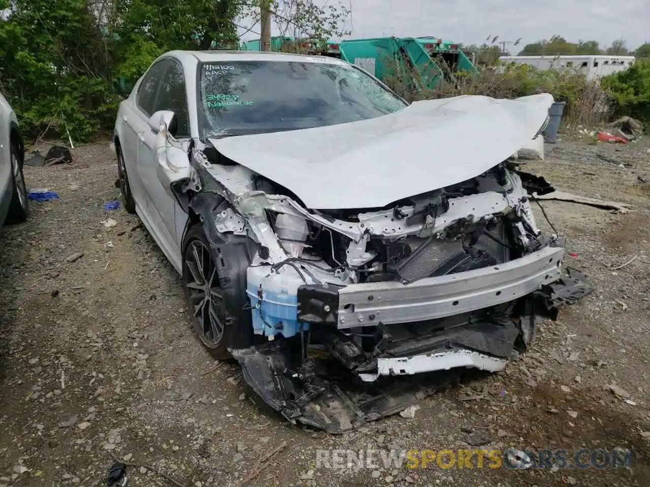 9 Photograph of a damaged car 4T1G11AK9NU001404 TOYOTA CAMRY 2022