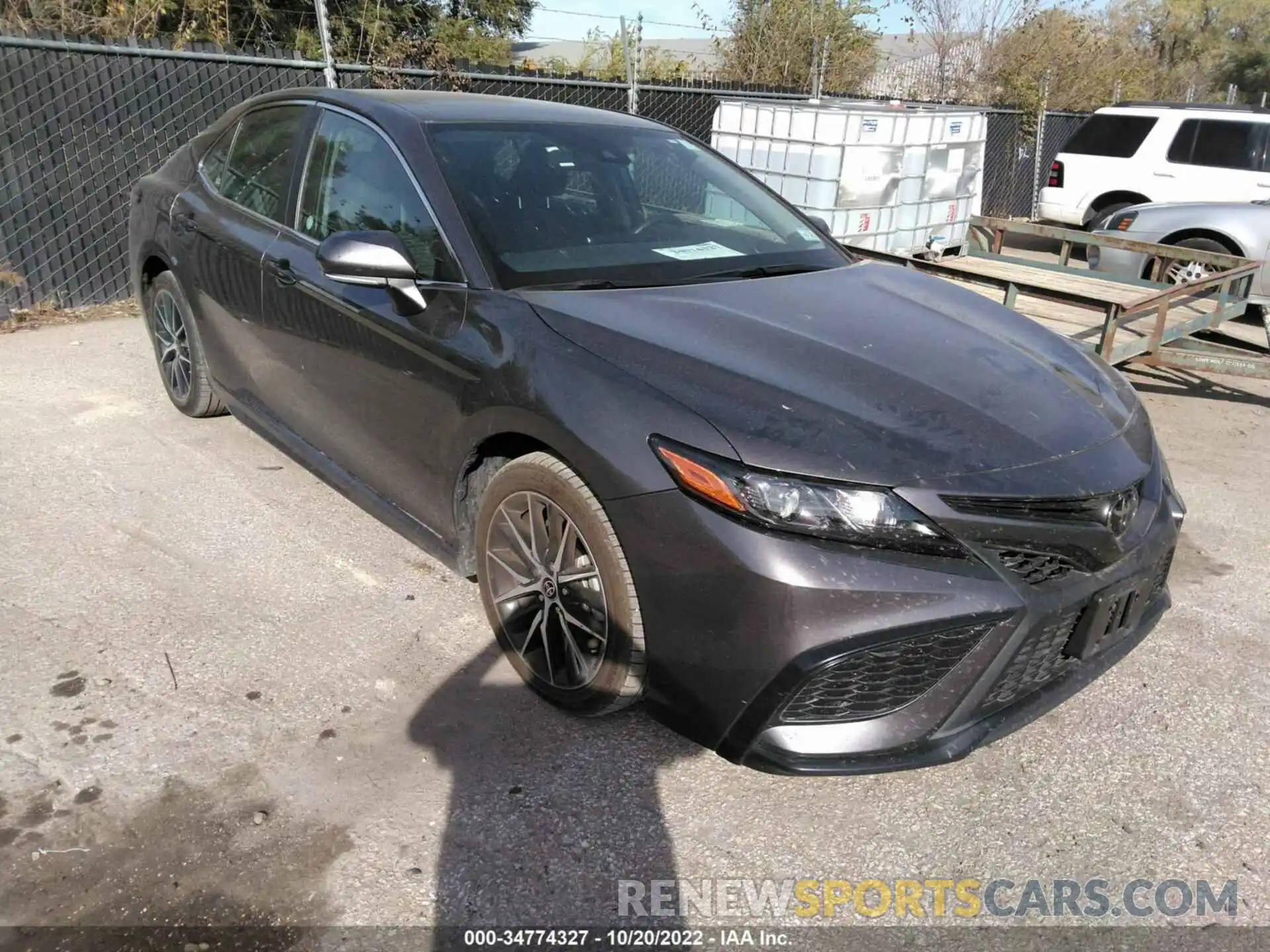 1 Photograph of a damaged car 4T1G11AK9NU008658 TOYOTA CAMRY 2022