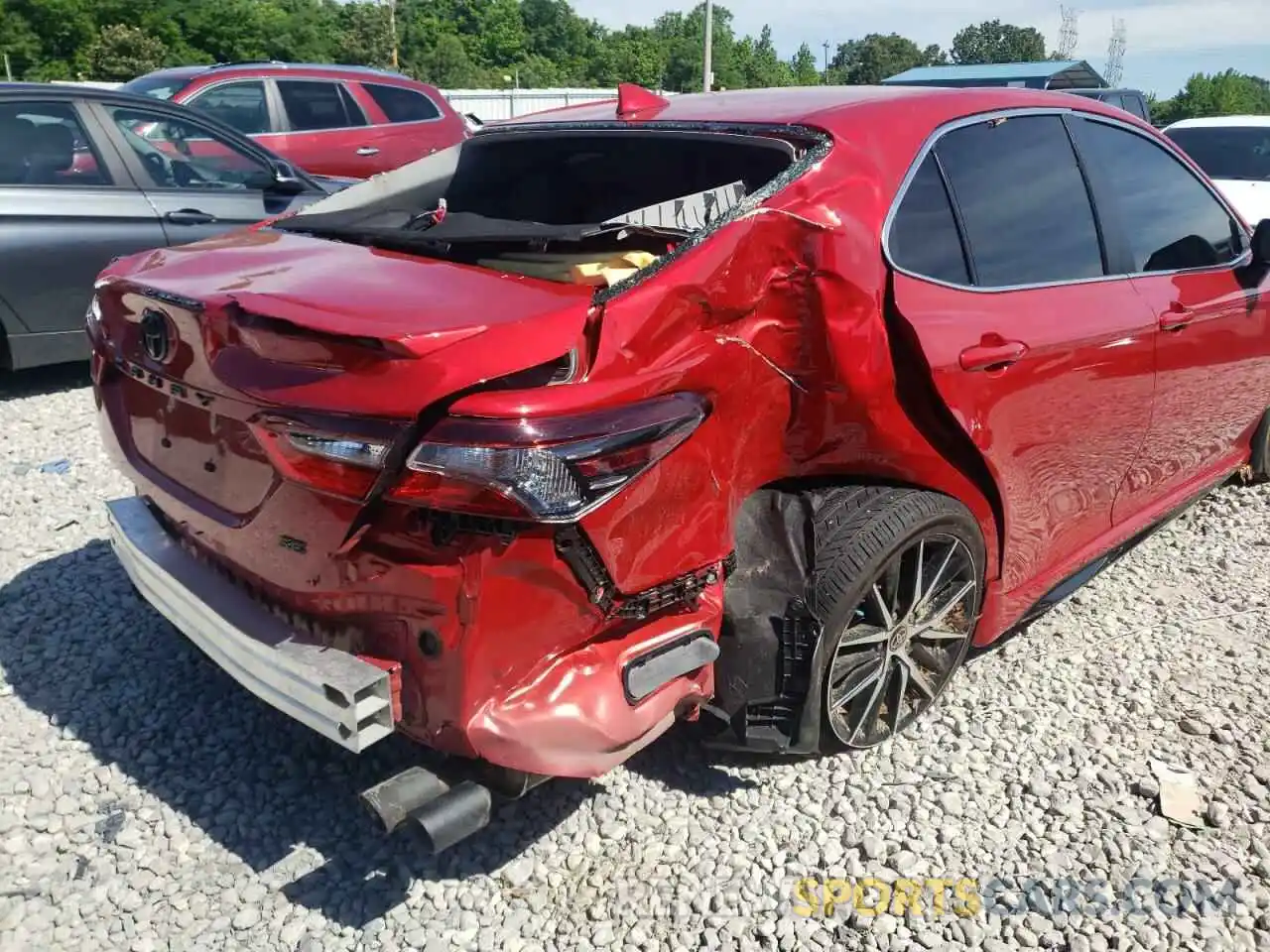 9 Photograph of a damaged car 4T1G11AK9NU020602 TOYOTA CAMRY 2022