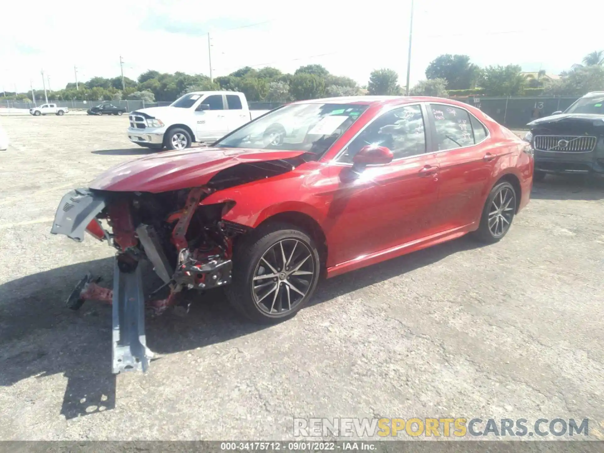 2 Photograph of a damaged car 4T1G11AK9NU036413 TOYOTA CAMRY 2022