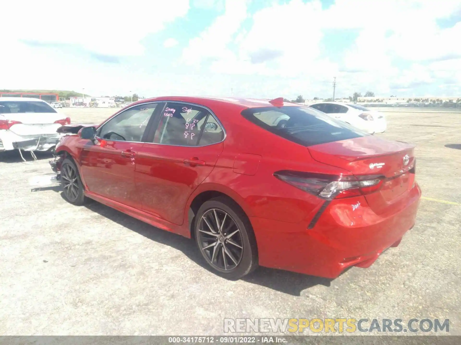 3 Photograph of a damaged car 4T1G11AK9NU036413 TOYOTA CAMRY 2022