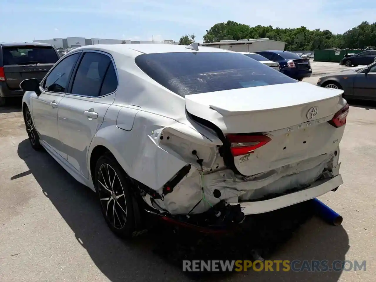 3 Photograph of a damaged car 4T1G11AK9NU499233 TOYOTA CAMRY 2022