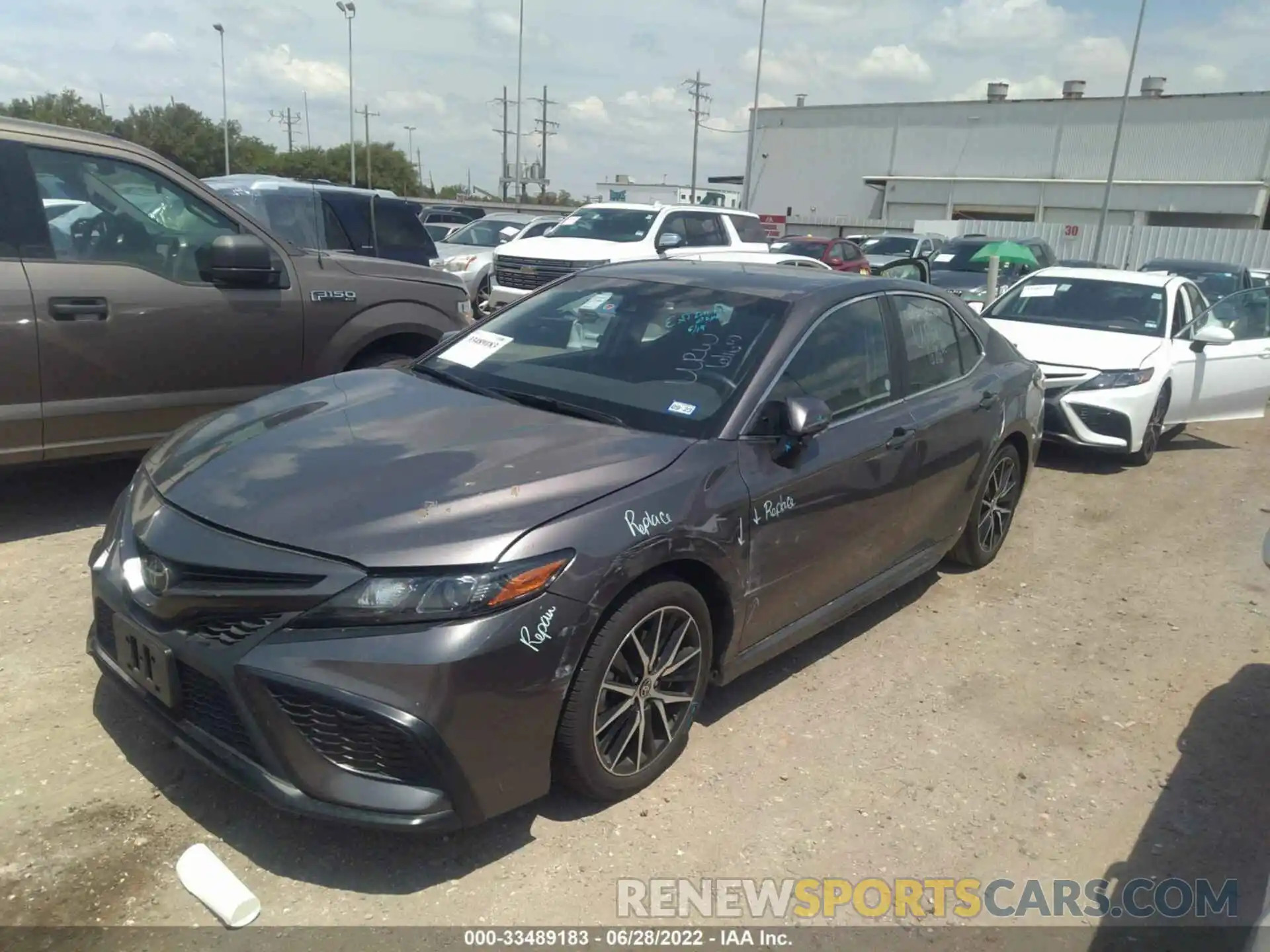 2 Photograph of a damaged car 4T1G11AK9NU626899 TOYOTA CAMRY 2022