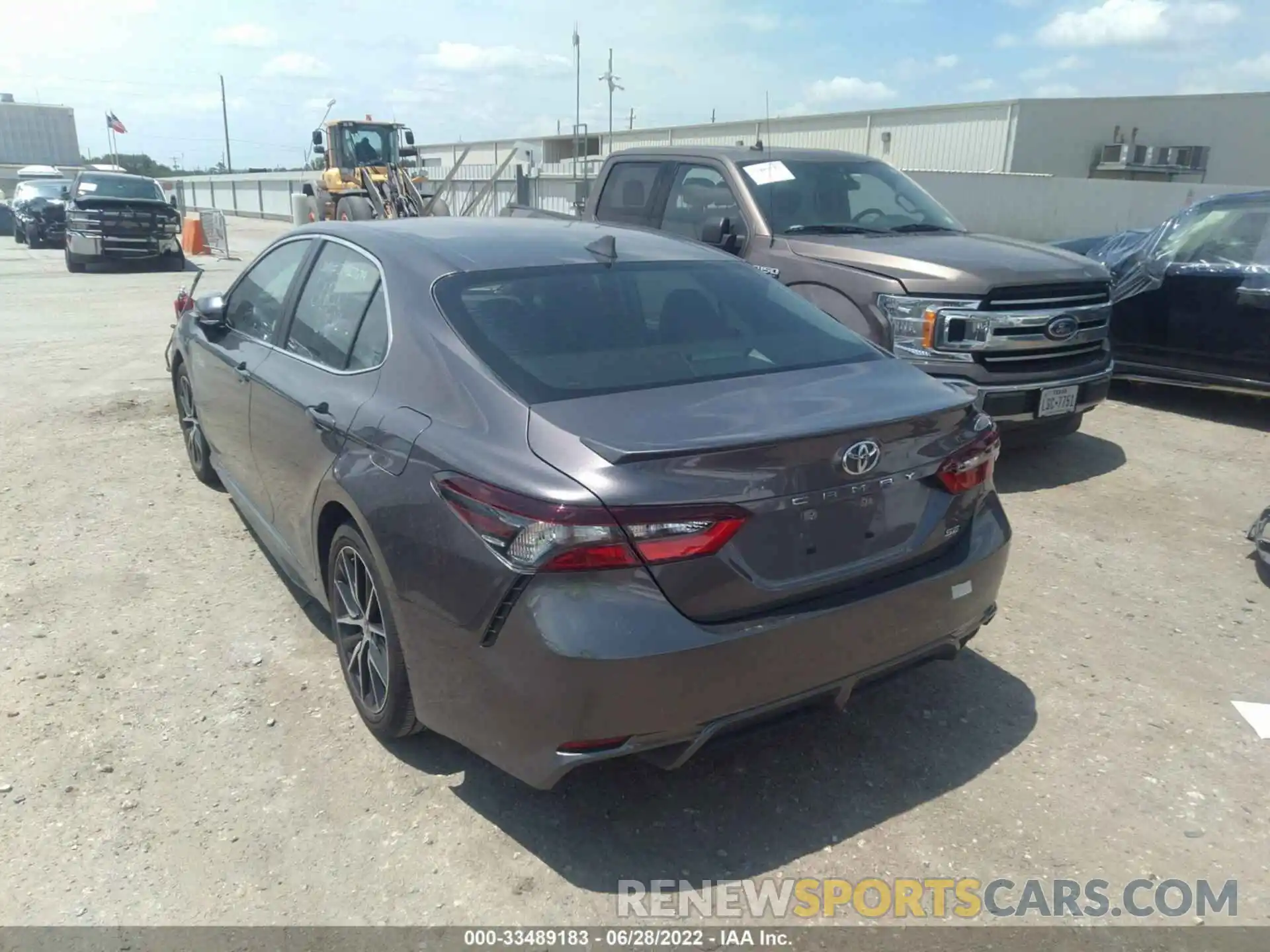 3 Photograph of a damaged car 4T1G11AK9NU626899 TOYOTA CAMRY 2022