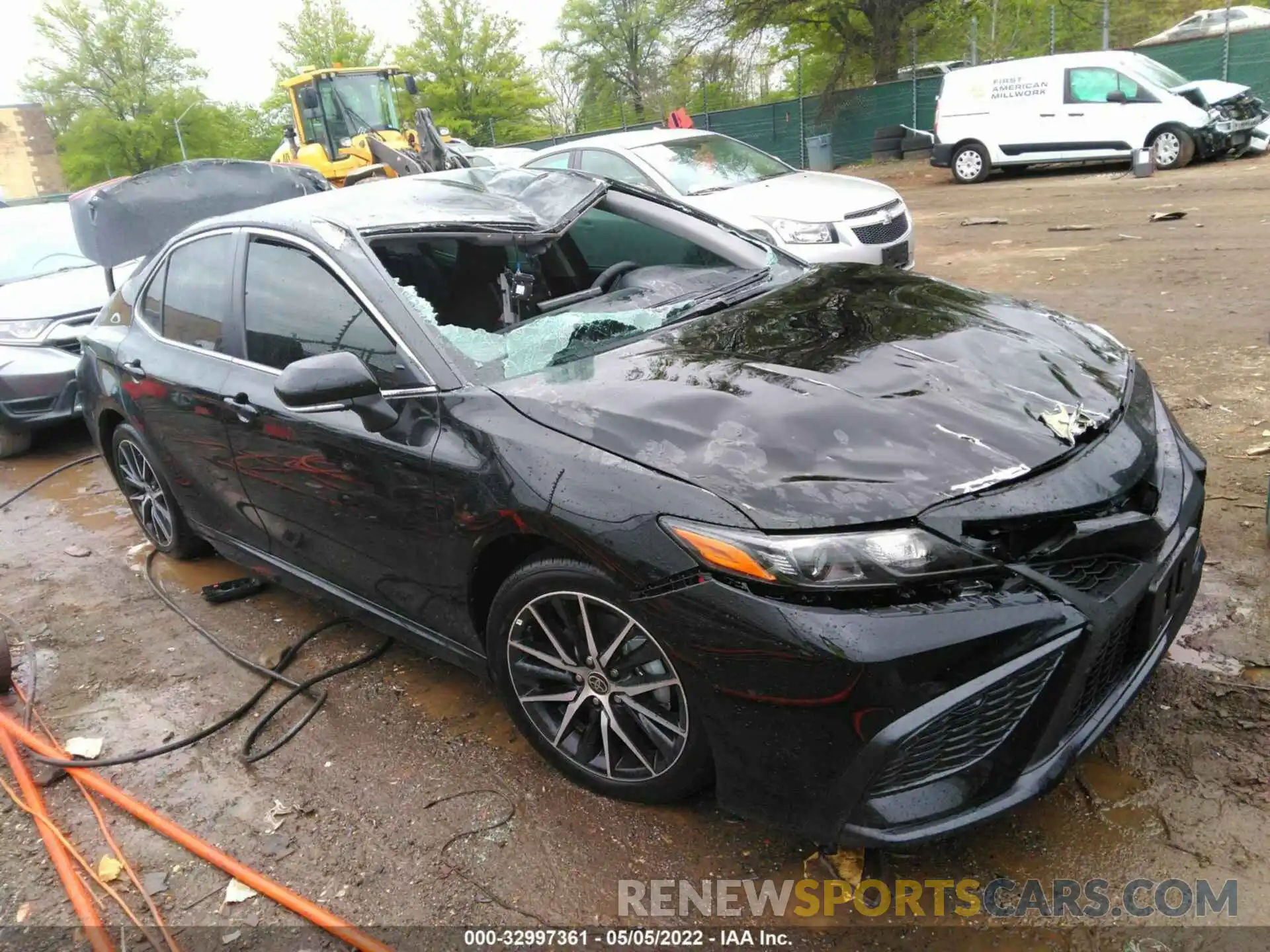 1 Photograph of a damaged car 4T1G11AK9NU669512 TOYOTA CAMRY 2022