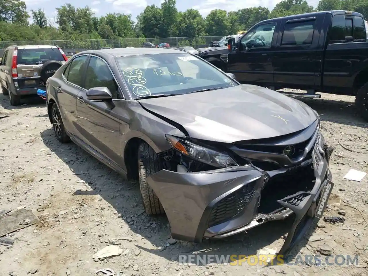 1 Photograph of a damaged car 4T1G11AK9NU677562 TOYOTA CAMRY 2022