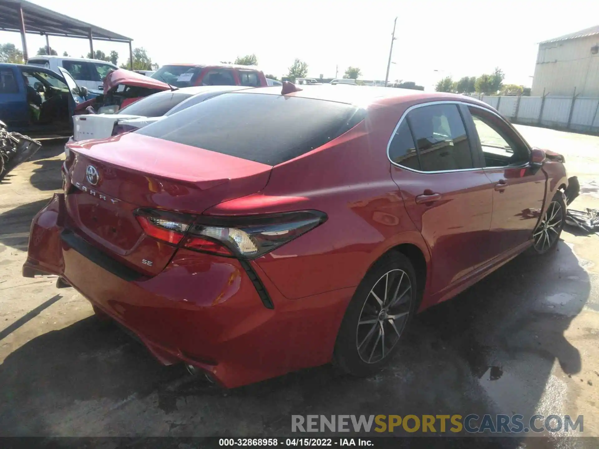 4 Photograph of a damaged car 4T1G11AKXNU004456 TOYOTA CAMRY 2022