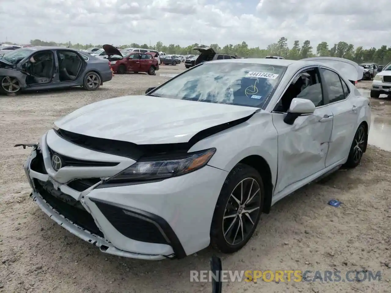 2 Photograph of a damaged car 4T1G11AKXNU012055 TOYOTA CAMRY 2022