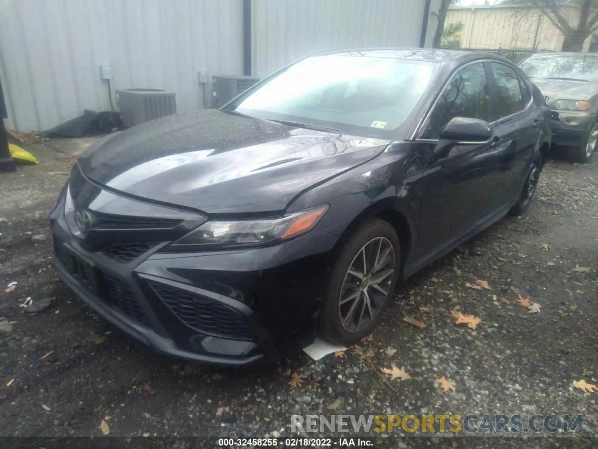 2 Photograph of a damaged car 4T1G11AKXNU498723 TOYOTA CAMRY 2022