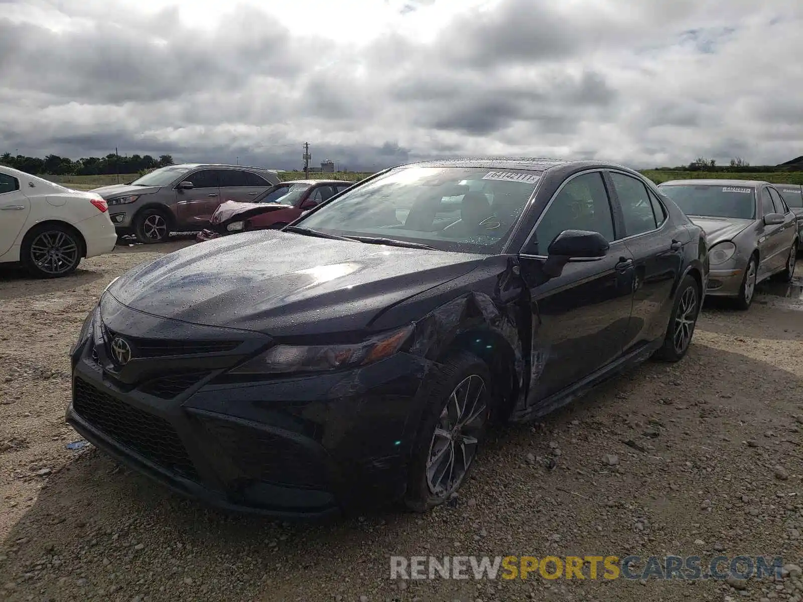 2 Photograph of a damaged car 4T1G11AKXNU618858 TOYOTA CAMRY 2022