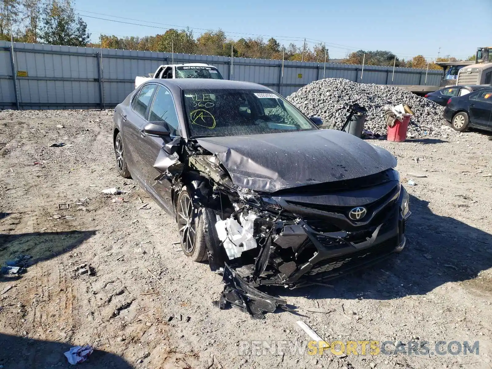 1 Photograph of a damaged car 4T1G11AKXNU620805 TOYOTA CAMRY 2022