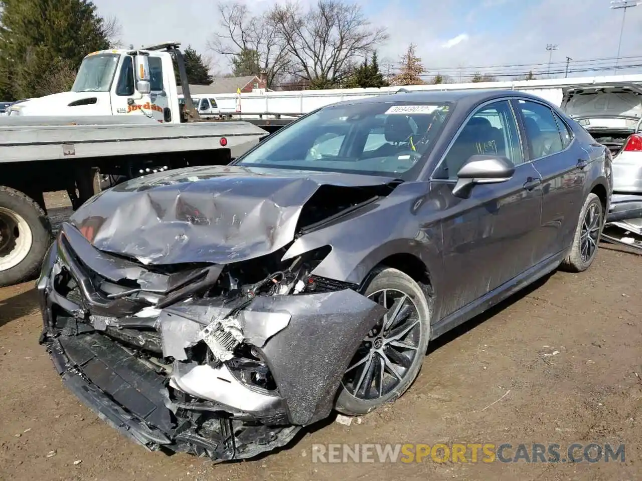 2 Photograph of a damaged car 4T1G11AKXNU623493 TOYOTA CAMRY 2022