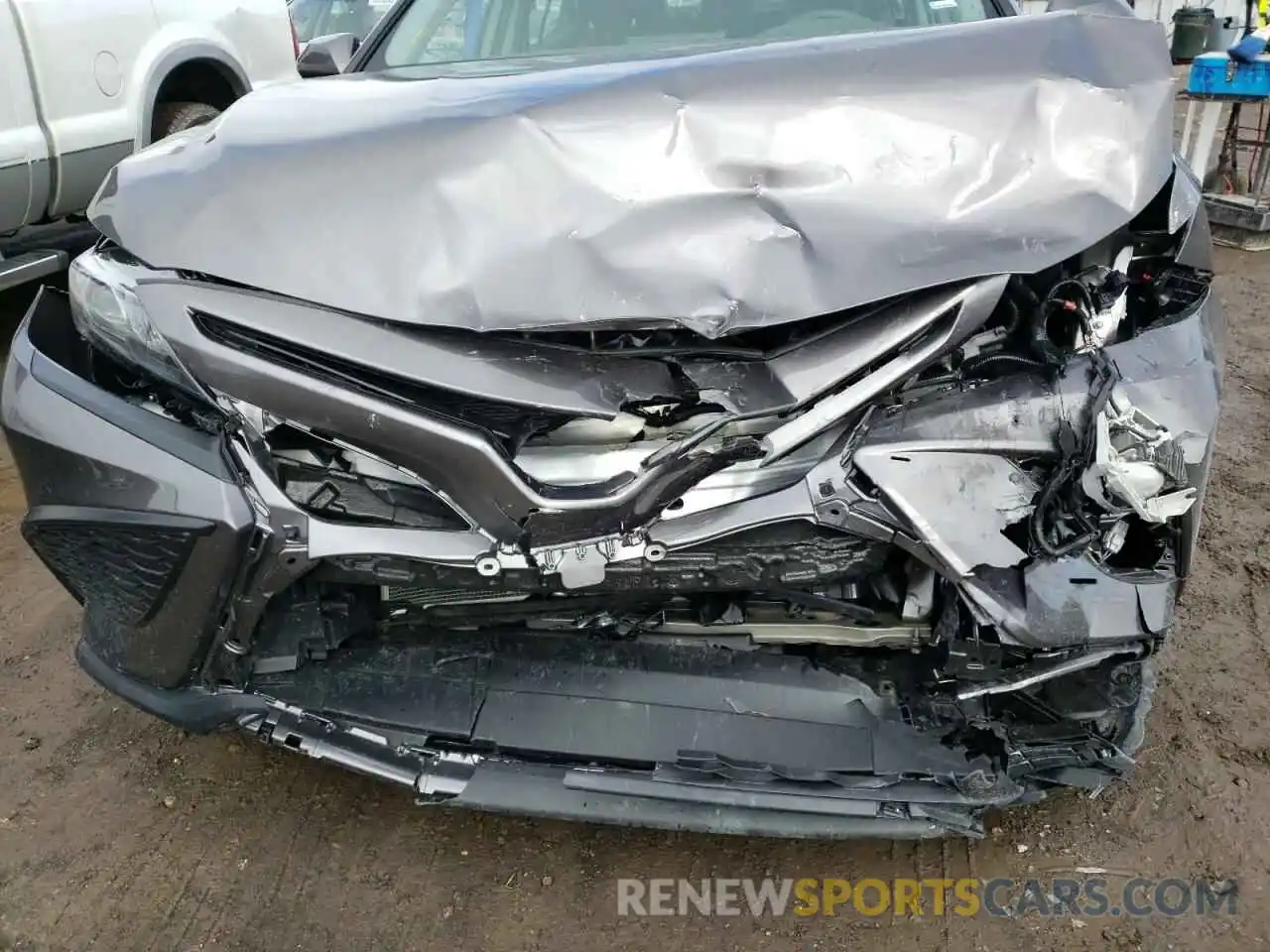 9 Photograph of a damaged car 4T1G11AKXNU623493 TOYOTA CAMRY 2022