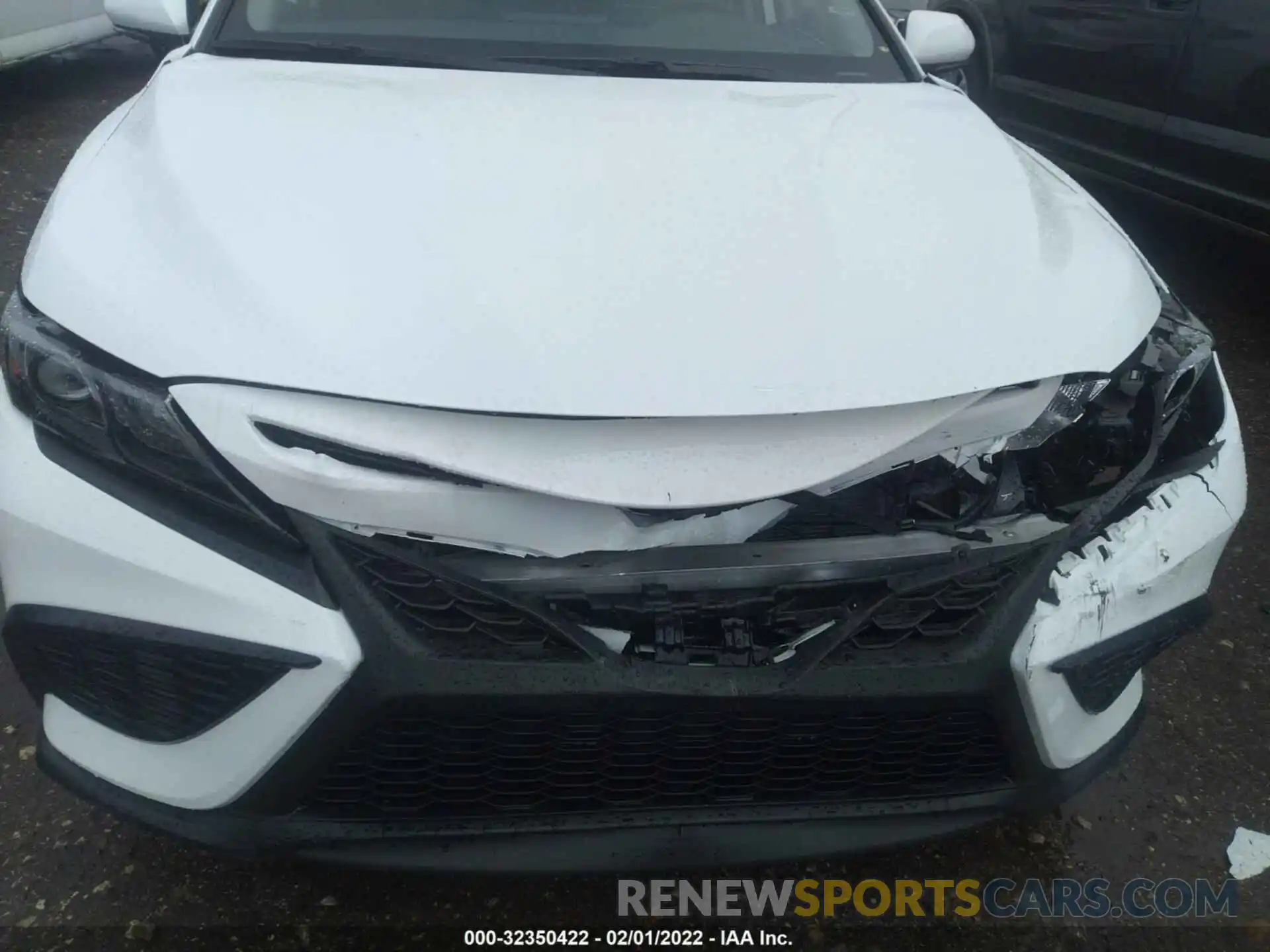 6 Photograph of a damaged car 4T1G11AKXNU629763 TOYOTA CAMRY 2022