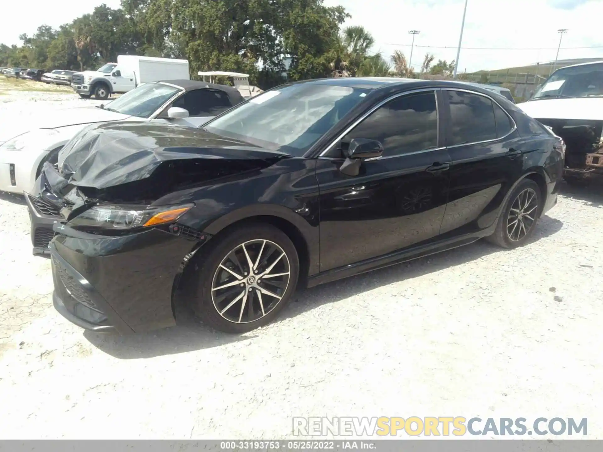 2 Photograph of a damaged car 4T1G11AKXNU640200 TOYOTA CAMRY 2022