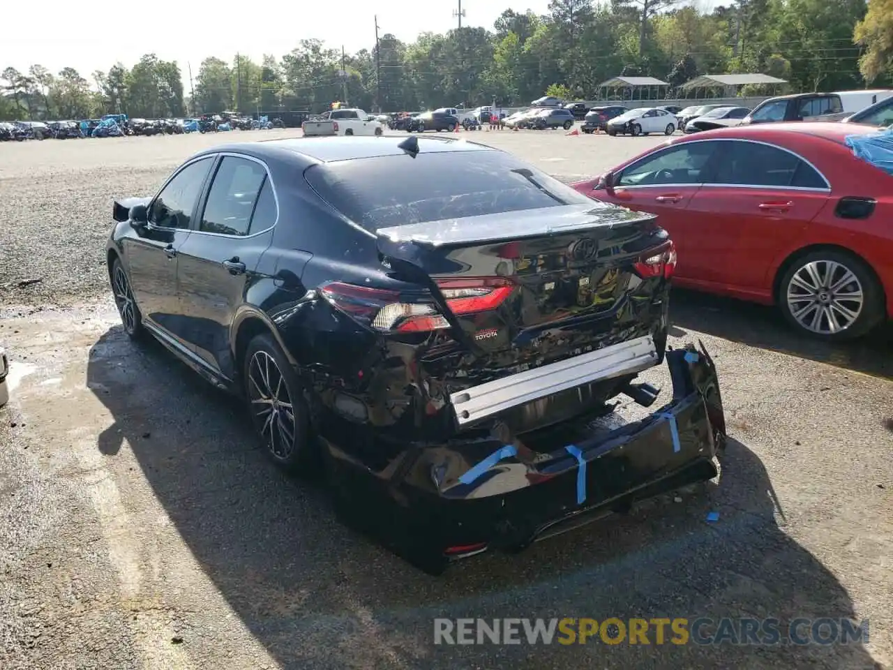 3 Photograph of a damaged car 4T1G11AKXNU651004 TOYOTA CAMRY 2022