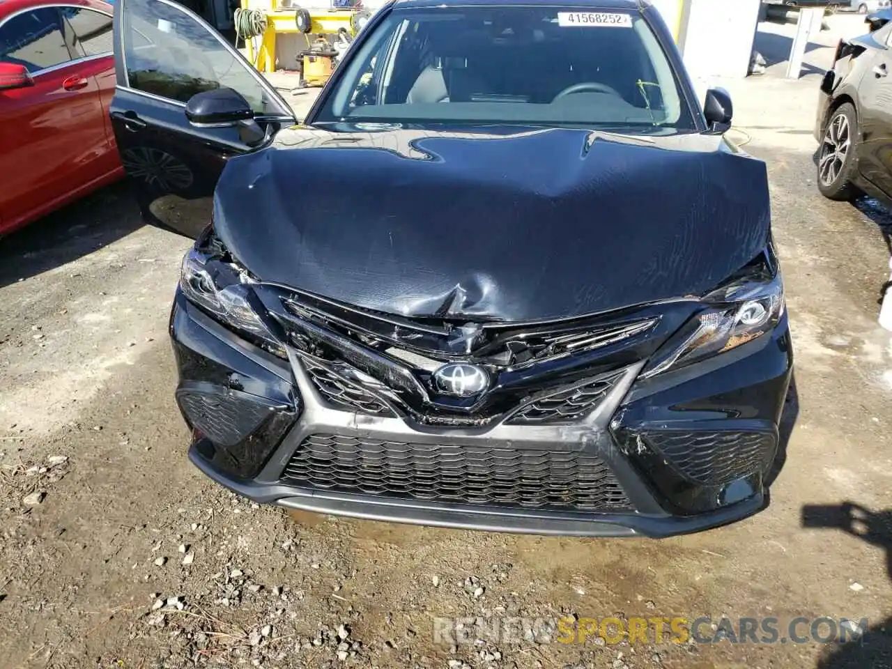 9 Photograph of a damaged car 4T1G11AKXNU651004 TOYOTA CAMRY 2022