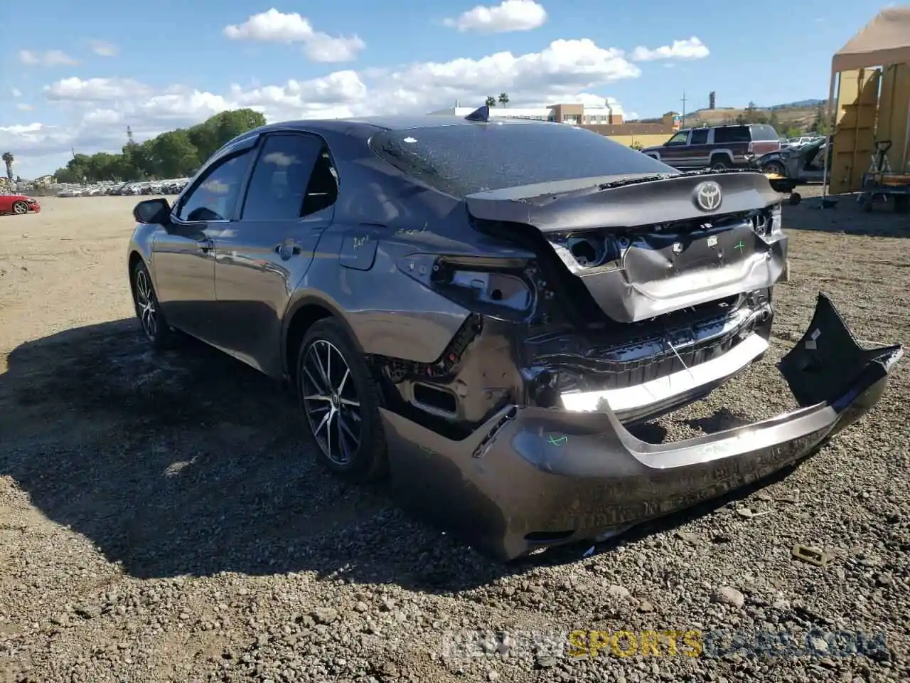 3 Photograph of a damaged car 4T1G11AKXNU678770 TOYOTA CAMRY 2022