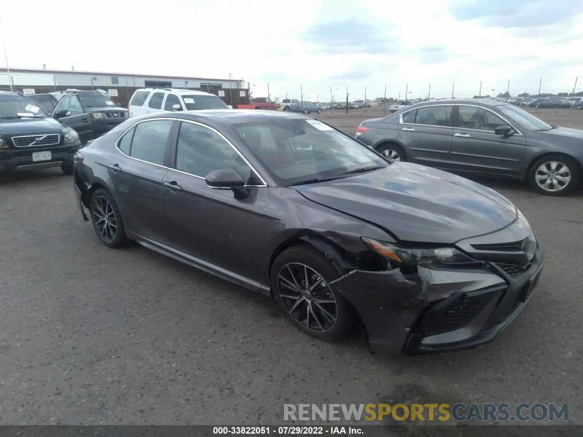 1 Photograph of a damaged car 4T1G11AKXNU706616 TOYOTA CAMRY 2022