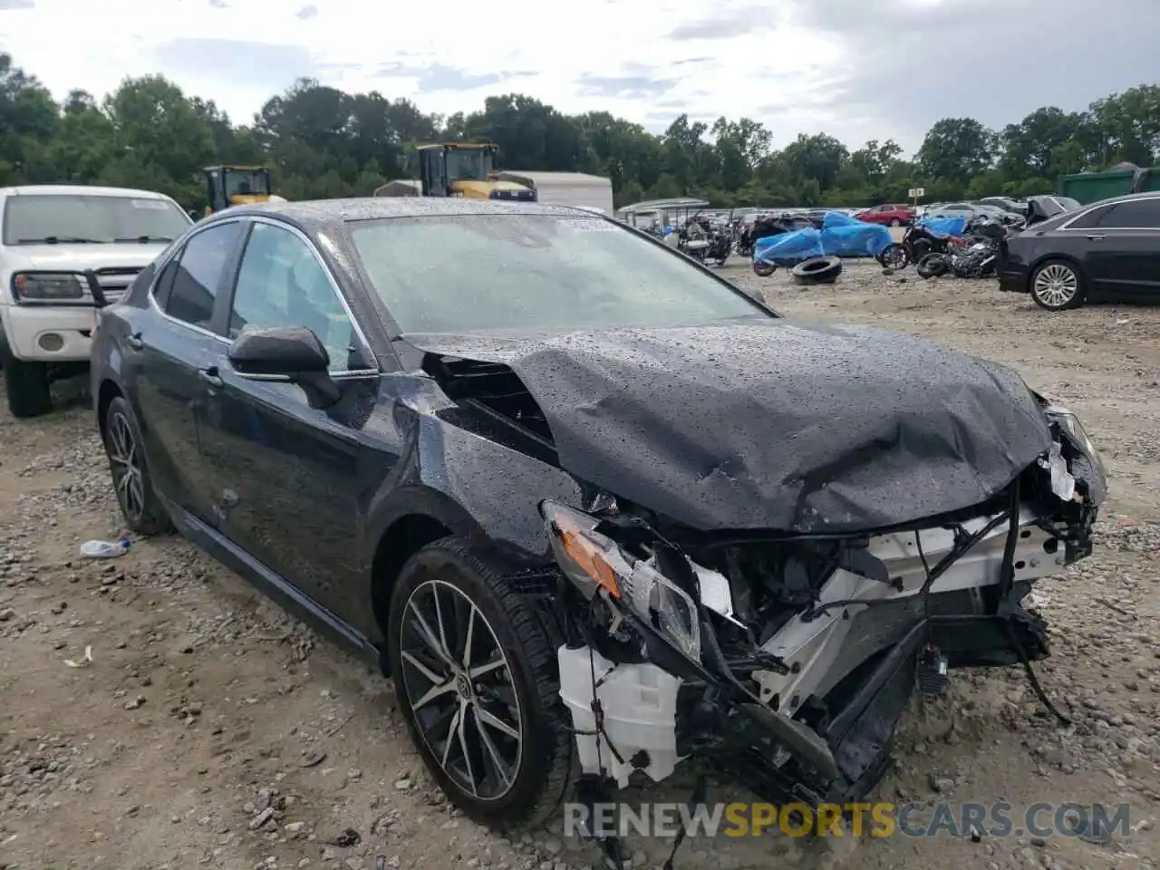 1 Photograph of a damaged car 4T1G11BK0NU053406 TOYOTA CAMRY 2022