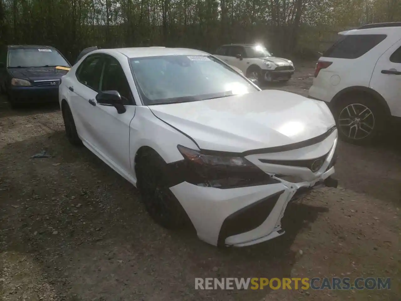 1 Photograph of a damaged car 4T1G11BK0NU055916 TOYOTA CAMRY 2022