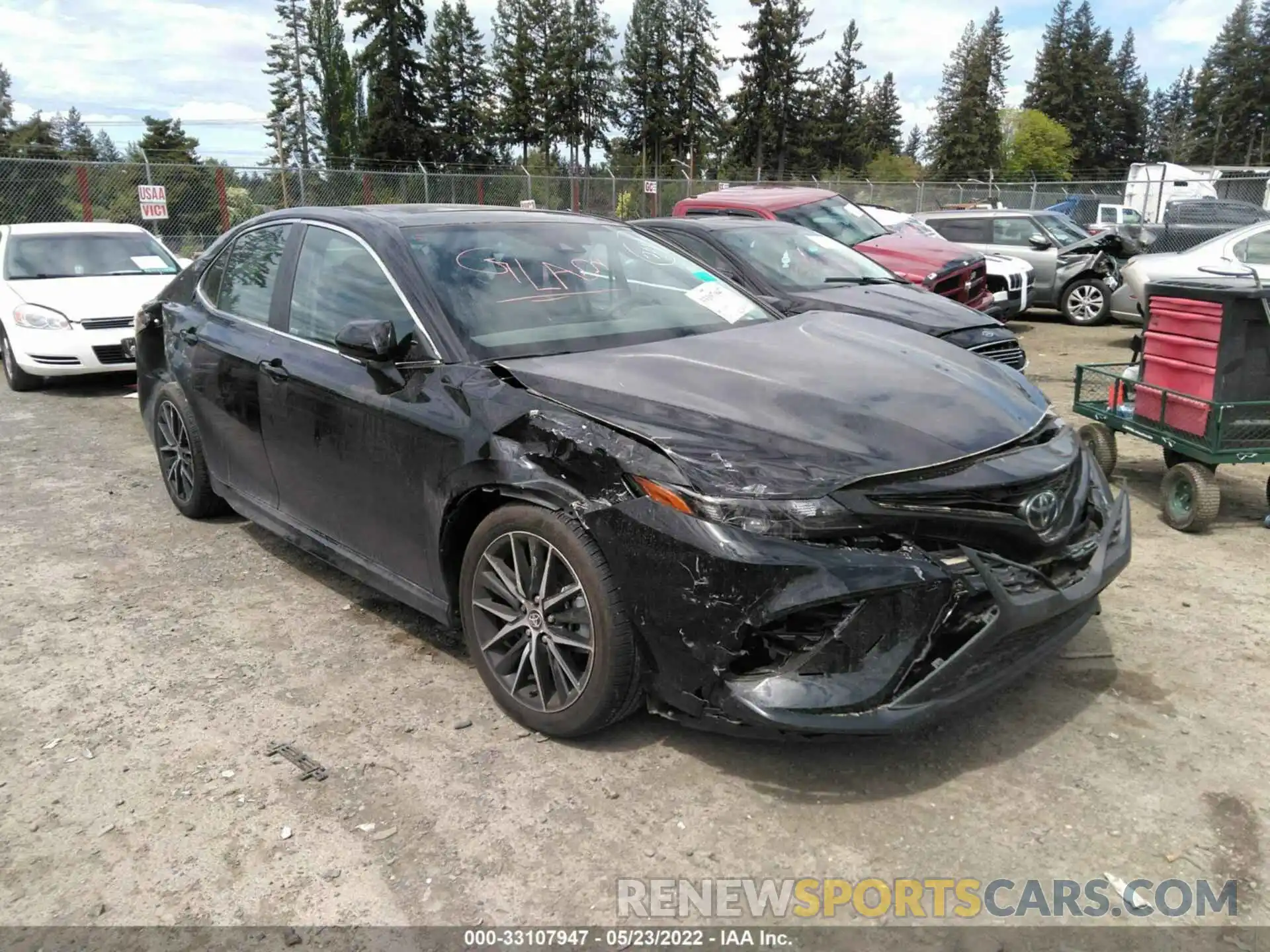 1 Photograph of a damaged car 4T1G11BK1NU055357 TOYOTA CAMRY 2022