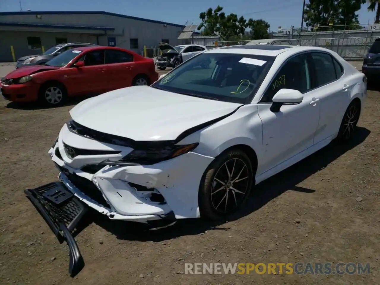 2 Photograph of a damaged car 4T1G11BK1NU059568 TOYOTA CAMRY 2022