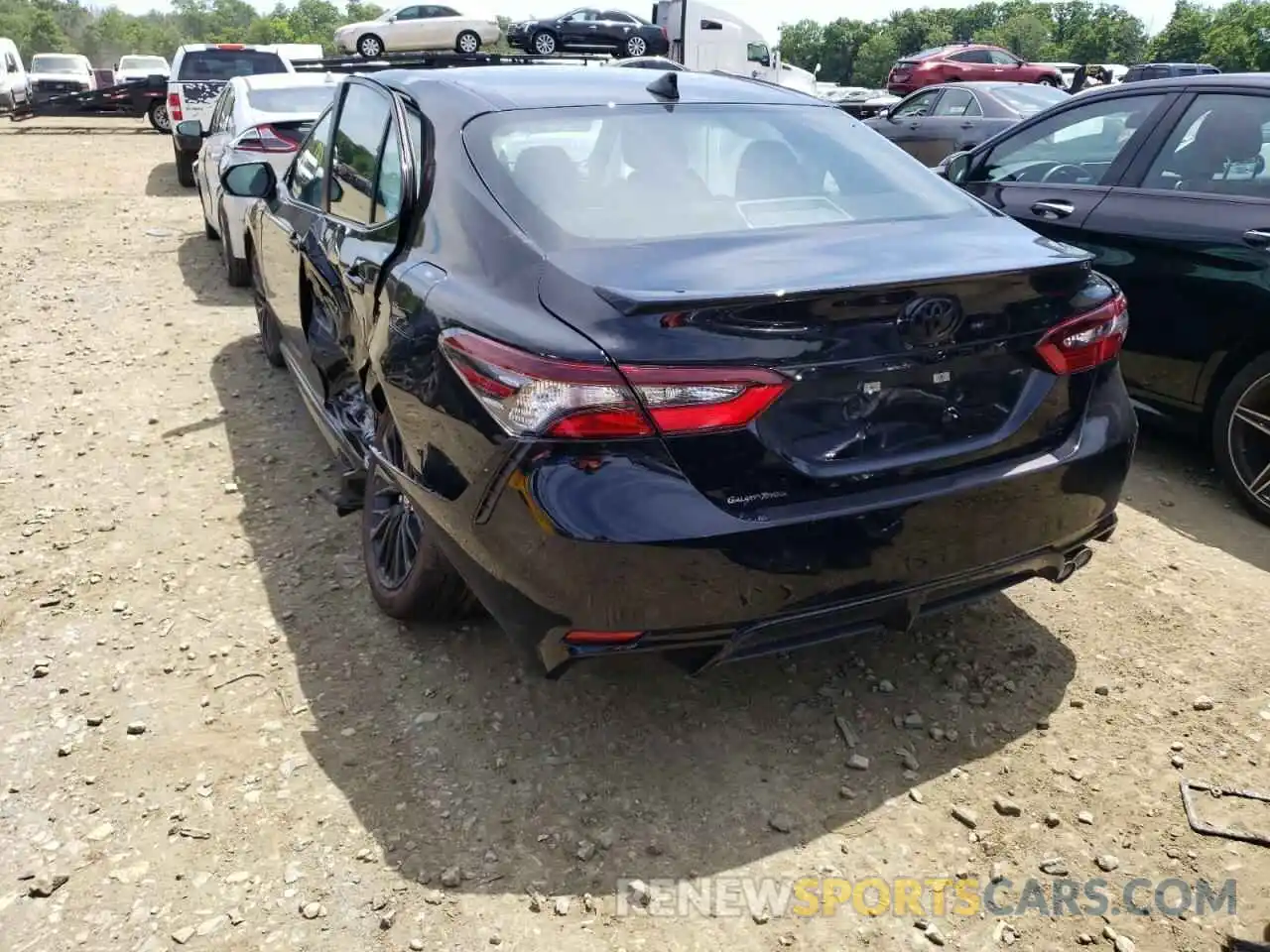 3 Photograph of a damaged car 4T1G11BK2NU063385 TOYOTA CAMRY 2022